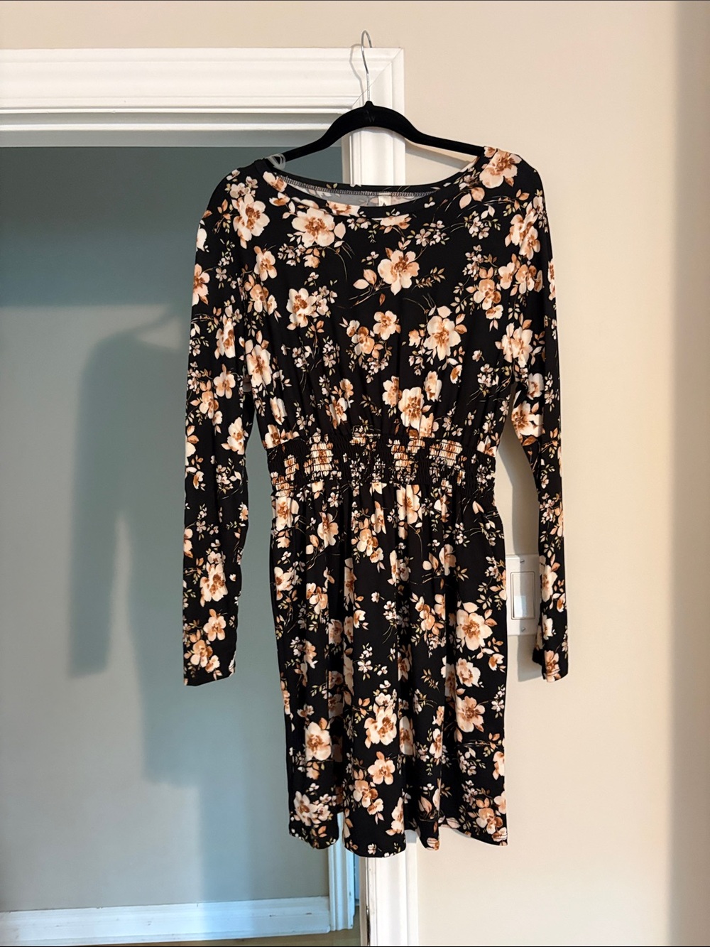 Vanilla Bay Black Floral Long-Sleeve Elastic-Waist Dress